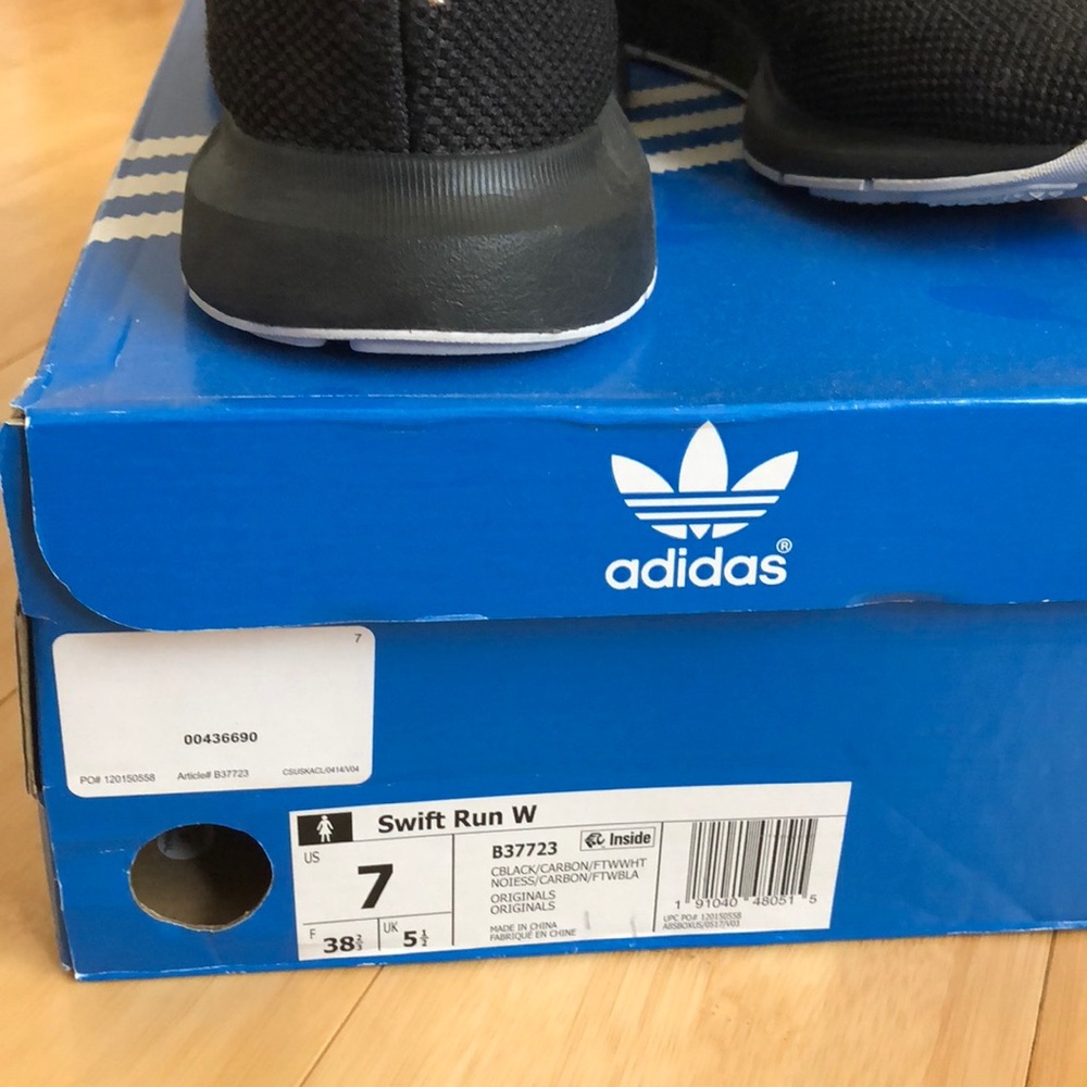 Adidas Swift Run - image 7